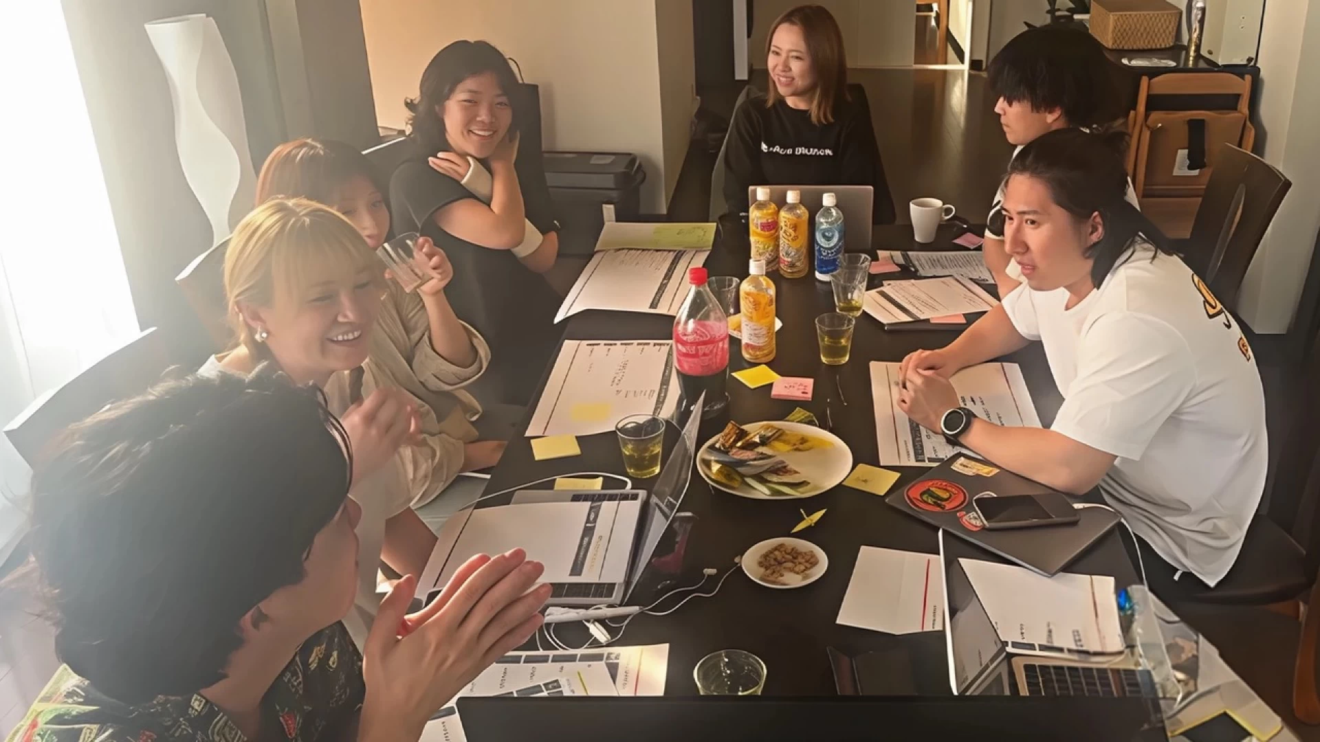【圧倒的成長環境】全力で働いて全力で遊ぶ！社会人として扱うWEBマーケティングインターン