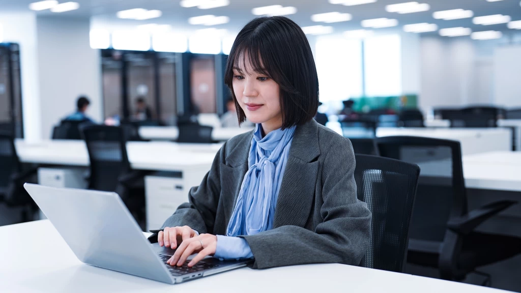 【インサイドセールスインターン】創業5年で評価額1,000億円超／社員数400名超／最先端テクノロジーで日本の産業をアップデートする東大発AIスタートアップ