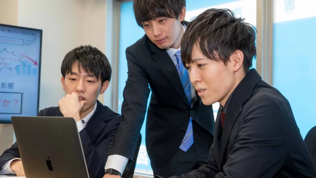 株式会社言楽舎の企画インターン大阪府