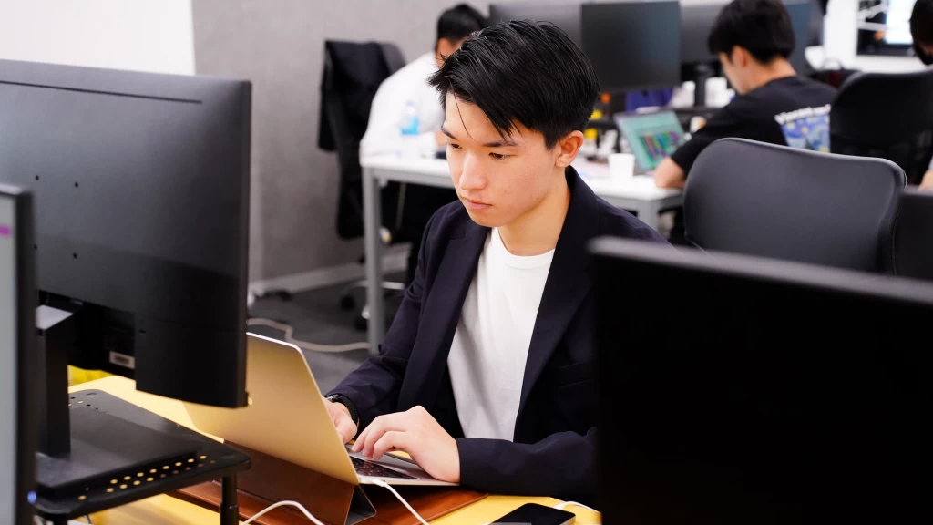 【内定者インターン】就職前から実力をつける！入社成長ポテンシャルの高いFC市場でのコンサルタント業務