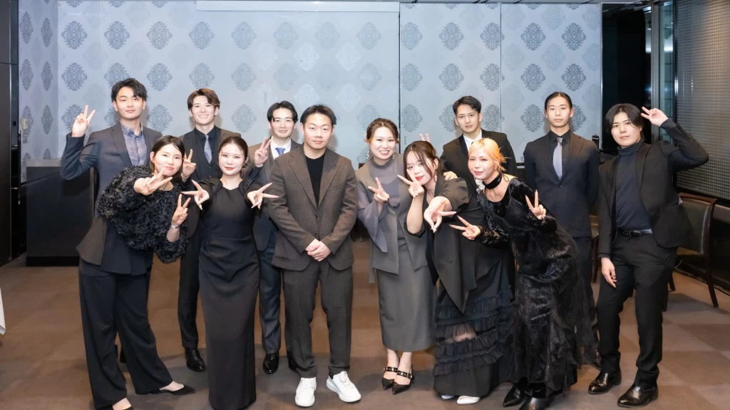 【フレックス制/オープンポジション】美容ビジネス×マーケティングで急成長中。2つ上の視座を追求し続けよう。