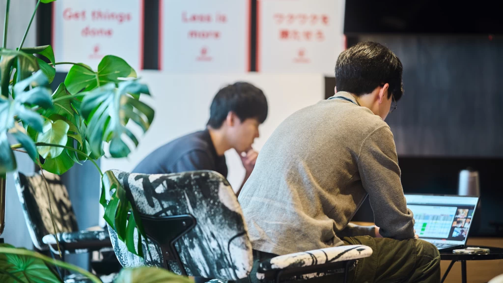 急成長中トレカ事業のマーケティングに挑戦！企画〜運用まで幅広く関われる長期インターン◎