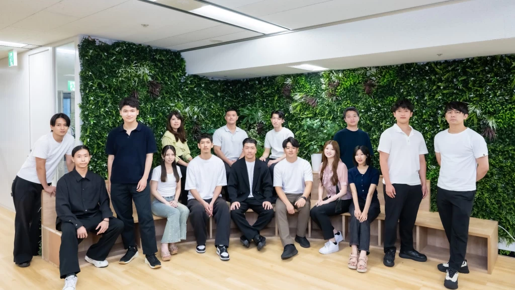 【フレックス制/オープンポジション】美容ビジネス×マーケティングで急成長中。2つ上の視座を追求し続けよう。