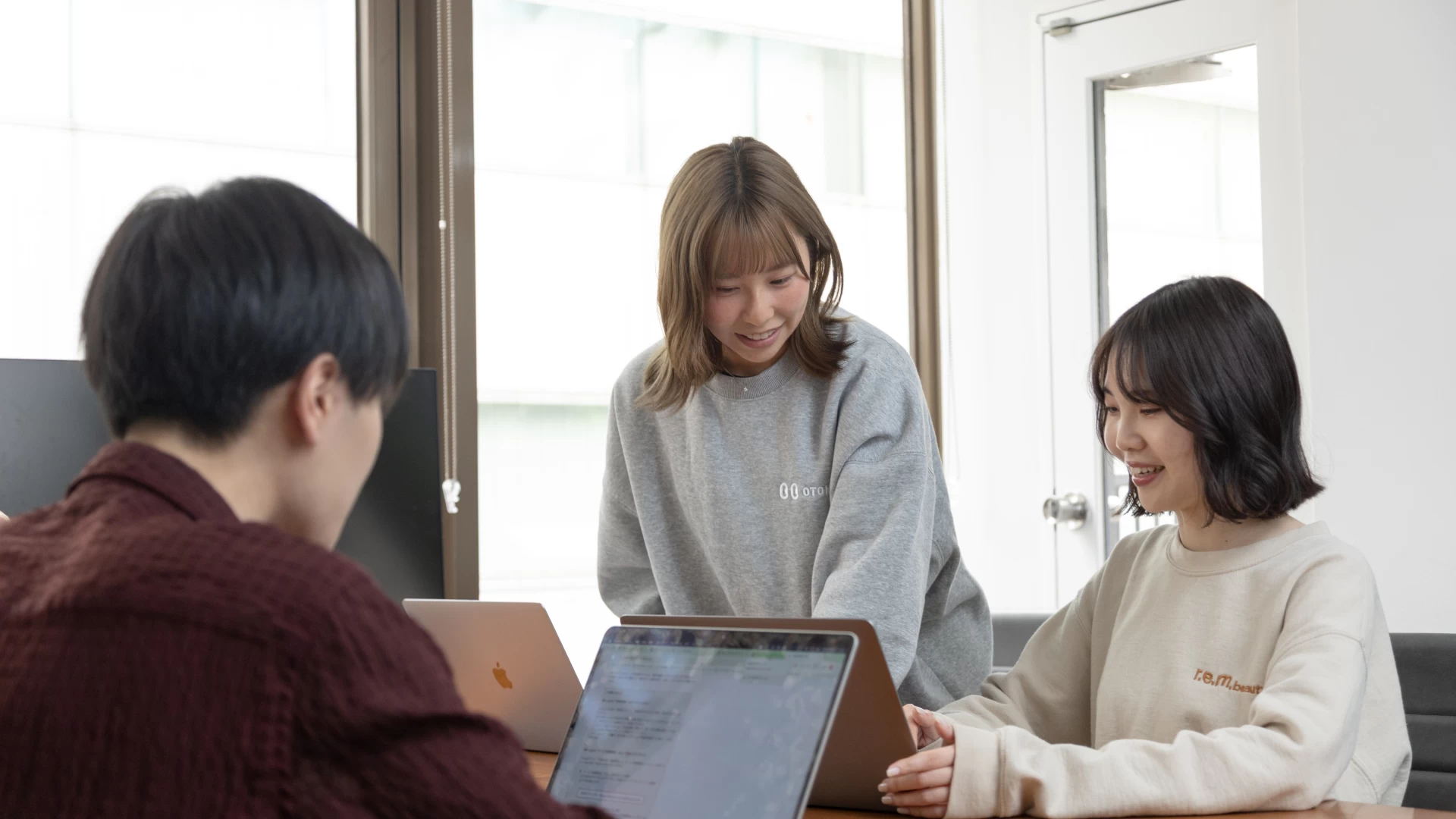 【SNSマーケティングの最前線】ブランドマーケティングのインターン生募集中！