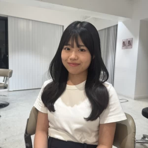 山口莉胡（ OG）